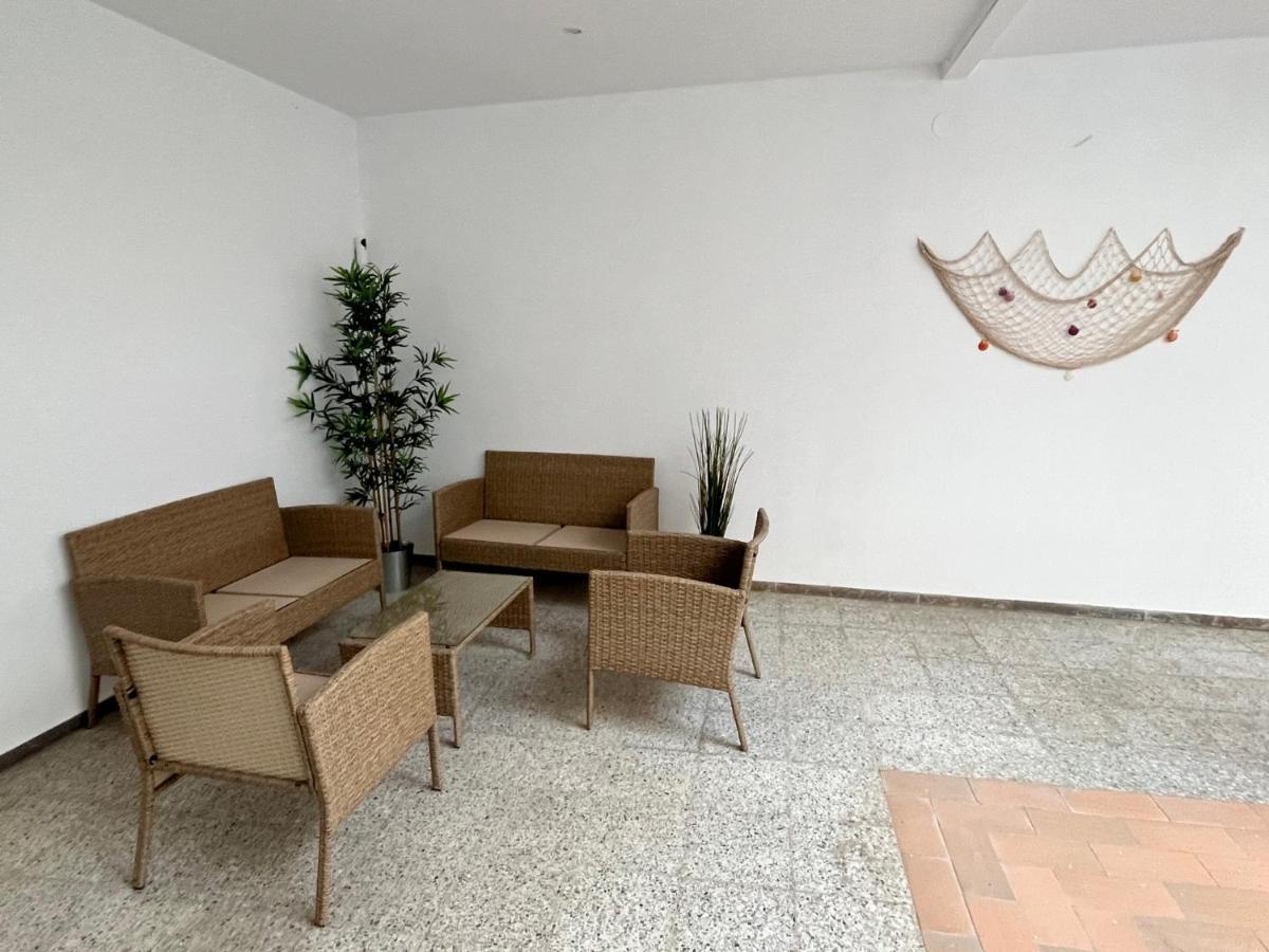 Roses Center 3 Apartment Luaran gambar
